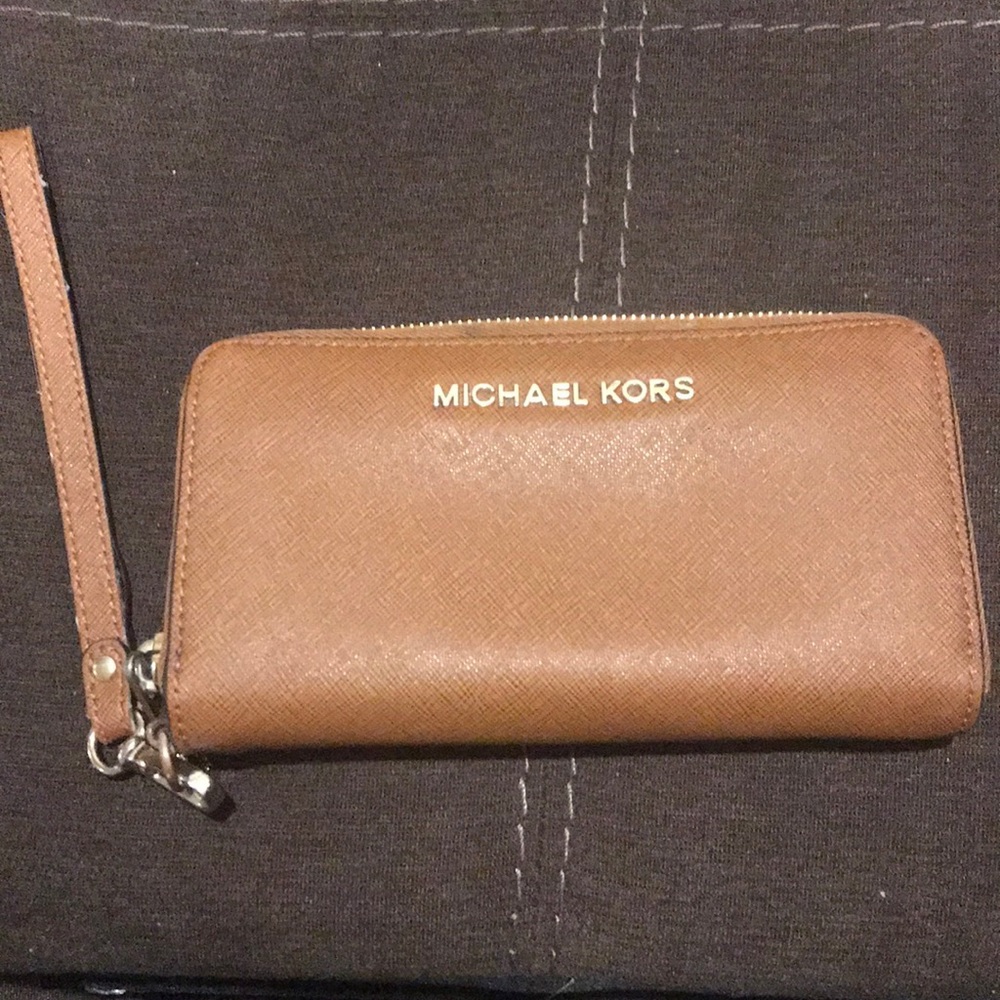 Michael Kors Jet Set Travel Lrg Coin Multi Wallet